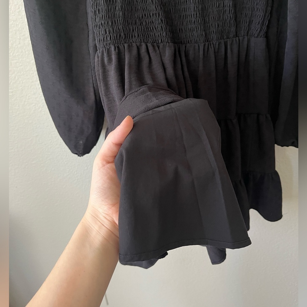 NWT Gianni Bini Talia Long Sleeve Smocked Waist Tiered Hem Black Dress Size XS - Picture 5 of 12
